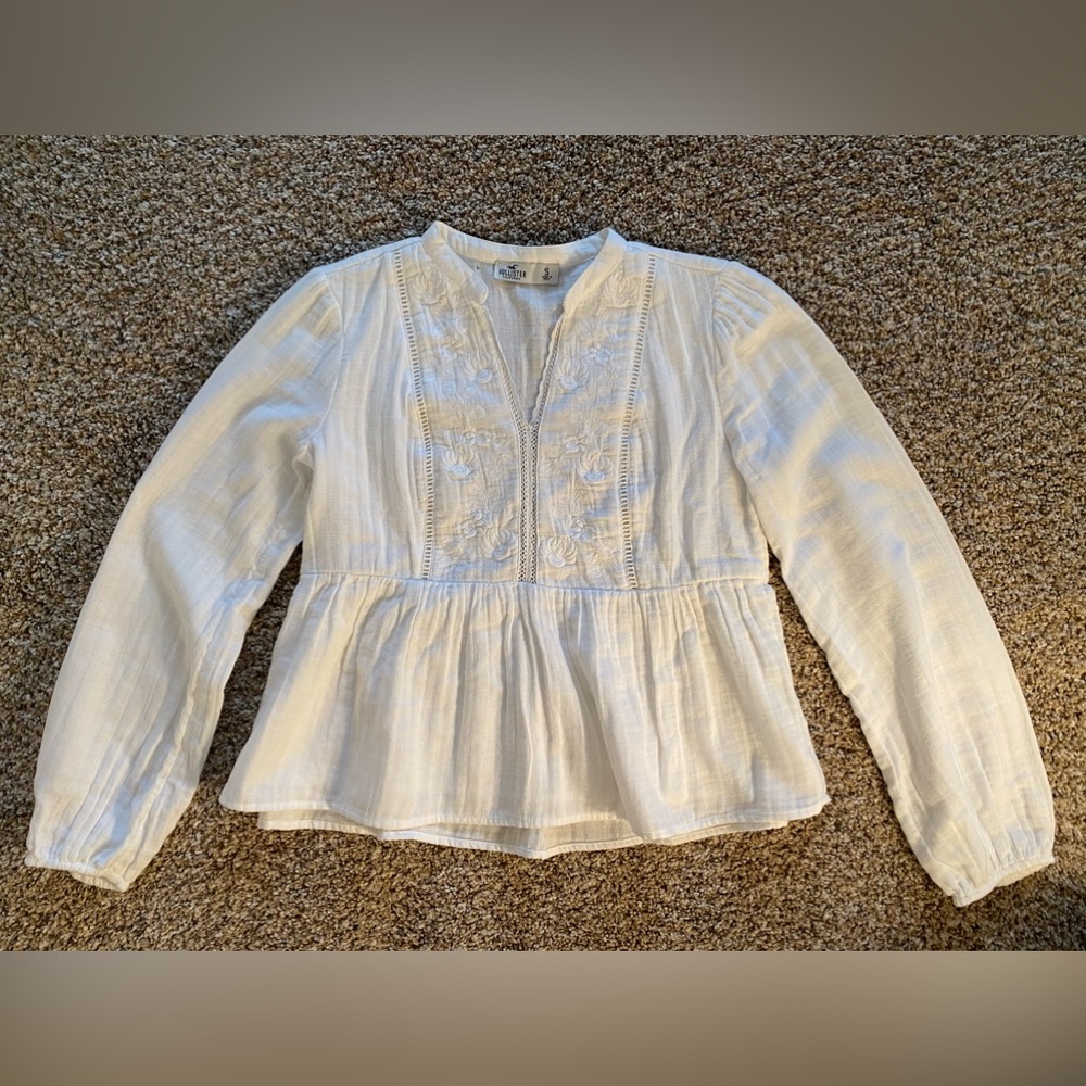 Hollister long sleeve blouse